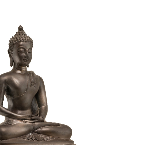 How to select and care for a marble Buddha statue: tips for buyers and collectors.