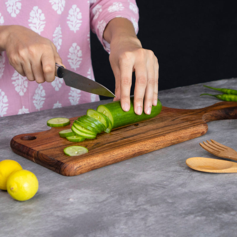 Wooden Chopping Board Curved - Handicraft Bazaar